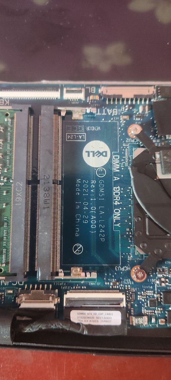 Inspiron 15 3511.jpg